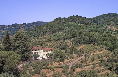 Nozanno Villa | Fully-serviced luxury villa with AC, private chef, staff and spectacular views