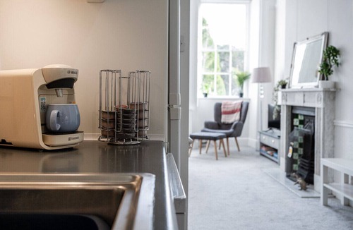 Bath Apartment | Garden Flat – Stunning Georgian Apartment in Grosvenor Place
