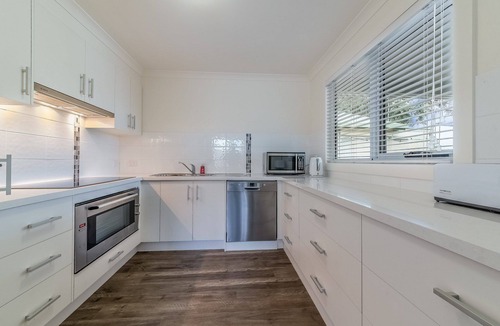 Cowes House | Genesta Street, Cowes, Single storey, modern 4 bedroom house, very central