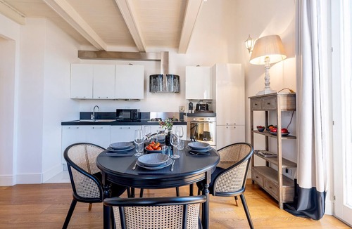 Porta al Prato Apartment | Genteel Home Scarlatti