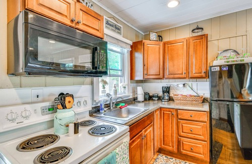 Lupton Cabin | George Lake Escape! Charming 1950s Cabin
