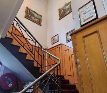 East Melbourne Bed & Breakfast | Georgian Court Inn