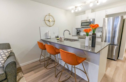 Cranston Apartment | GLOBALSTAY. New 1BR Apartment in Cranston area