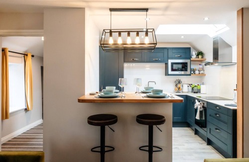 Cirencester House | Gorgeous 2 Bedroom Home in Cirencester