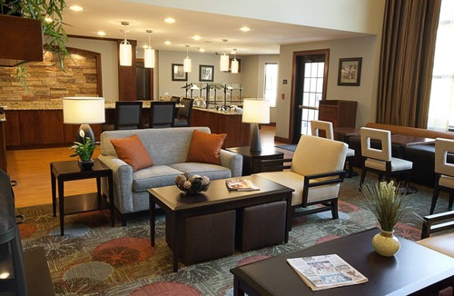 Rossford Condo | Great for Business Travelers! 24h Business Center + Free Breakfast!