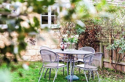 Chipping Campden Cottage | Great for families or friends looking looking for a spacious cottage.