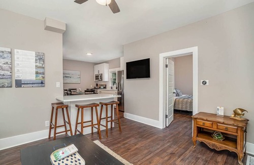 Michigan City Apartment | Great Lakes Getaway-Lower Unit - Near Outlet Mall