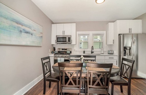 Michigan City Apartment | Great Lakes Getaway-Lower Unit - Near Outlet Mall