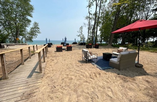Lexington Apartment | Great Lakes Resort - Jr Suite - Suite 9