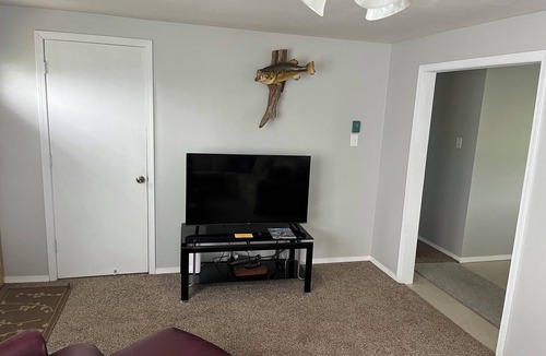 Oak Harbor House | Great place if you’re Fishing, Birding,or going to the Islands