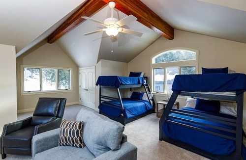 Sturgeon Bay House | Green Bay Waterfront - Estate on the Lake