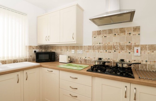 Bourton Cottage | GROUND FLOOR ANNEX, family friendly in Milton-Under-Wychwood