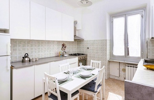 San Teodoro Apartment | GuestHost - Cozy 80 sqm apartment, ideal for 5 people, located on the fifth floor of a building with a lift (NOT suitable for disabled people).The property is located in a residential area of ​Genoa, well served and complete with all comforts. The l