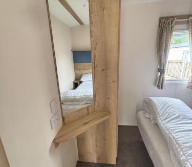 Blackpool Other | Haven caravan in Blackpool with Smart TV , decking and private parking