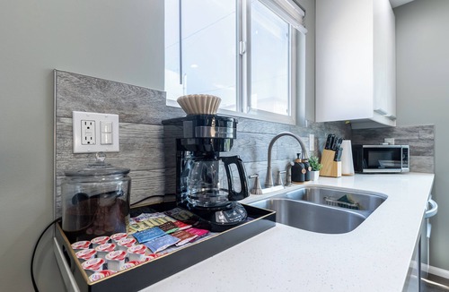 Hawthorne House | Hawthorne Haven: Spacious 4BR Retreat!
