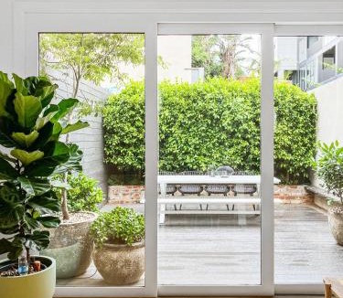 Fitzroy House | Heart of Fitzroy Designer Terrace with Courtyard
