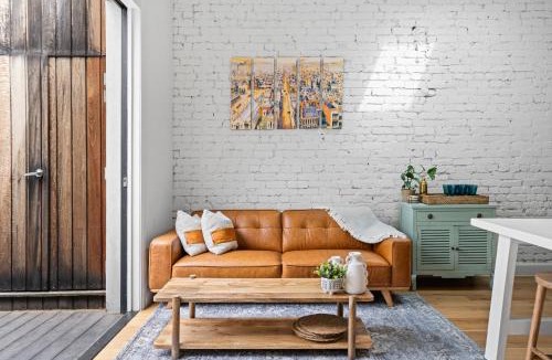 Fitzroy House | Heart of Fitzroy Designer Terrace with Courtyard