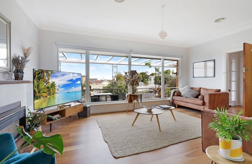 Warrnambool House | Heritage on Liebig - Perch at the top of town