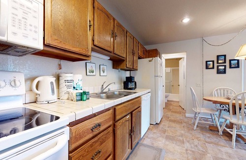 Mammoth Lakes Condo | Hidden Valley Homestead | Near Hike/Bike & More!