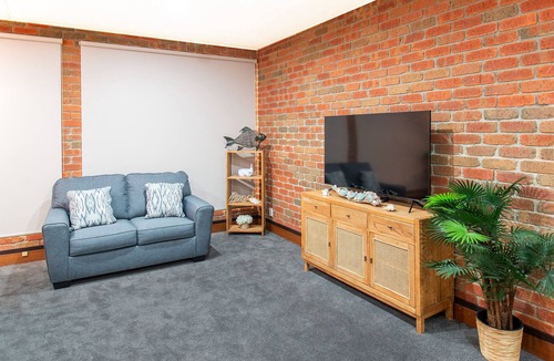 Mallacoota Apartment | High Tide Studio in the Heart of Mallacoota