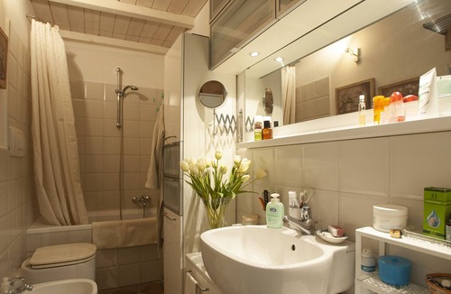 San Francesco Apartment | Historic home in the center-Silent area-A corner studio-Terrace-Conditioner