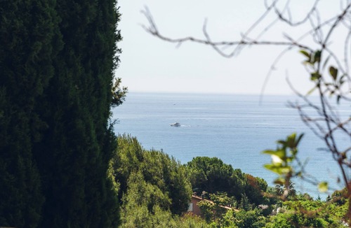 Latte Villa | Historical Villa for families and kids with swimming pool