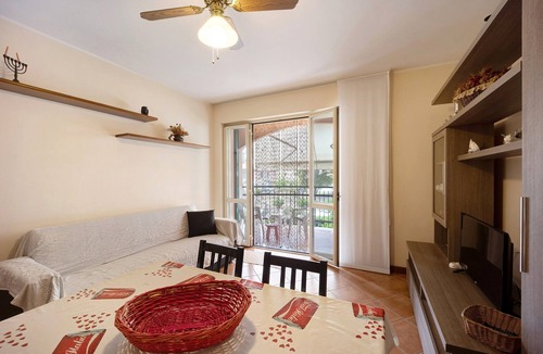 Marina di Andora Apartment | Holiday Apartment Giosy's Home close to the Beach with Shared Terrace