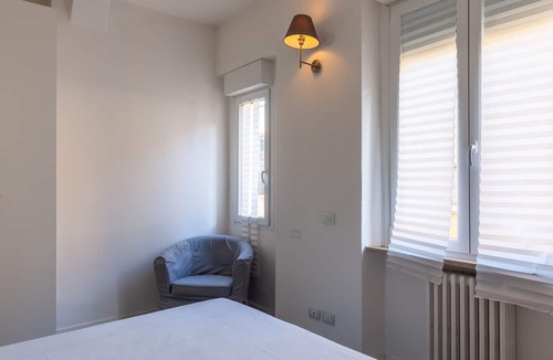 Sant'Antonio Apartment | Holiday Apartment 'Keith Haring - Verde' with Balcony & Wi-Fi