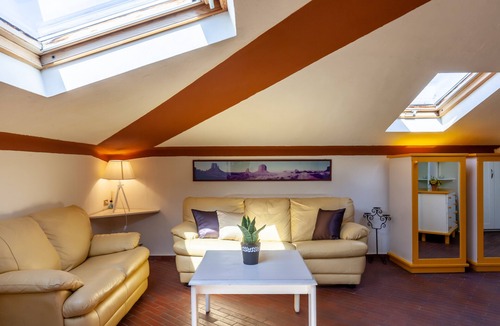 Viareggio Apartment | Holiday Apartment "Loft parallela Lungomare posto auto" with A/C & Wi-Fi