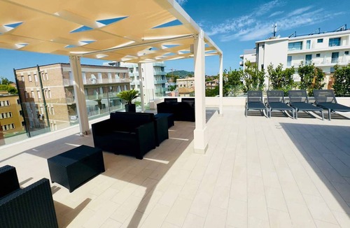Pesaro Apartment | Holiday apartment with air conditioning, internet and balcony with sea view