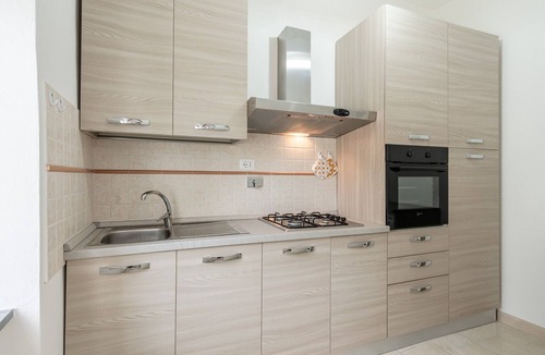 San Marcello Piteglio House | Holiday Home 'Casa Prataccio' with Mountain View and Balcony