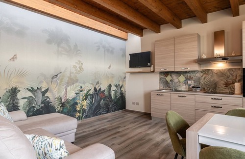 Santa Maria a Monte House | Holiday Home 'Oasi al Sole' with Mountain View, Private Garden and Wi-Fi