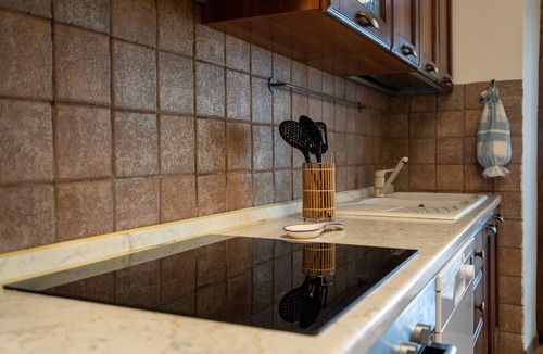 Arezzo Apartment | Holiday Home 'Il Granaio' with Shared Garden and Wi-Fi