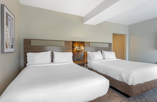 Indianapolis Hotel | HOLIDAY INN EXPRESS & SUITES INDIANAPOLIS - EAST by IHG
