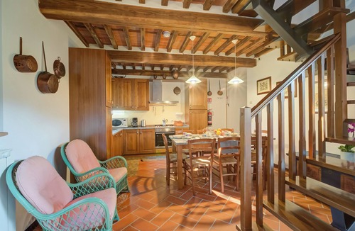 Borgo a Mozzano House | Home Romeo Among Greenery with Private Pool, Borgo a Mozzano, Italy