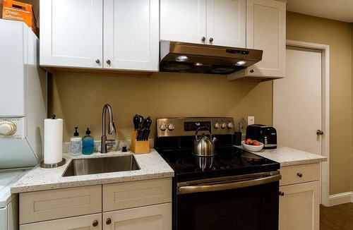 South San Francisco Apartment | Homey 1BR APT in SSFO with Washer Dryer WiFi