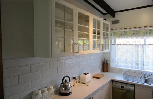 Silverleaves House | Honeysuckle Beach Cottage - Silverleaves
