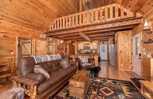 Phelps Cabin | Hot Tub, Firepit, AC, Trails & Lakes, Trailer Parking
