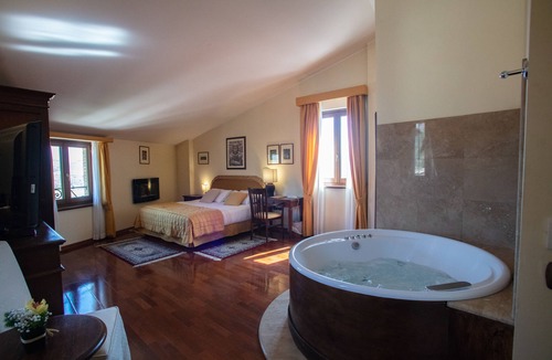 Spello Hotel | Hotel Ristorante La Bastiglia