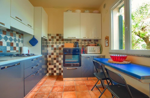 Imperia Villa | House with a garden and magnificent views of the sea and the city