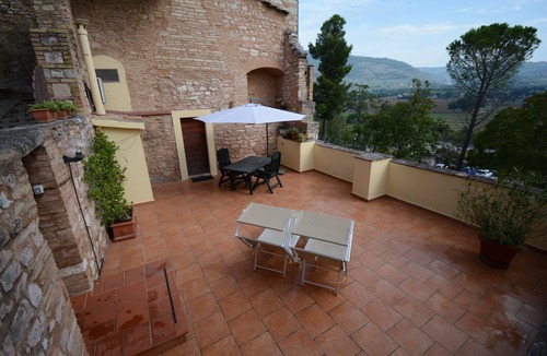 Spello Apartment | House with character