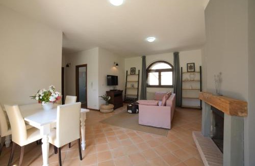 Valfabbrica Apartment | Il Castello di Campolongo