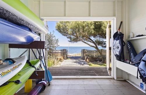 Somers House | 'illiac' in Somers - Luxury and the classic Hamptons lifestyle, right on Somers beach!