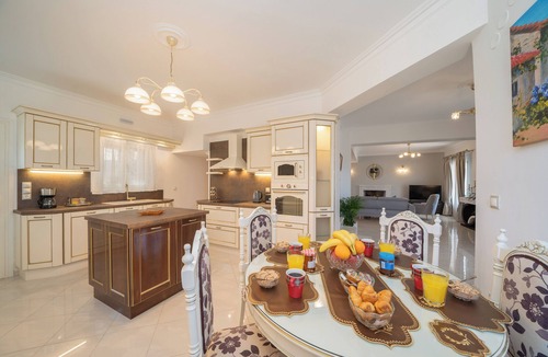 Kourkoumelata Villa | Irene Luxury Villa Residence | 10' drive to Lassi & Argostoli