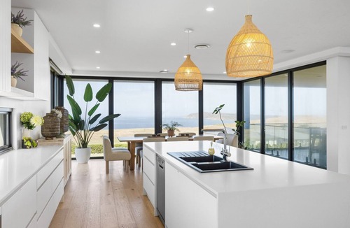 San Remo House | Island View San Remo