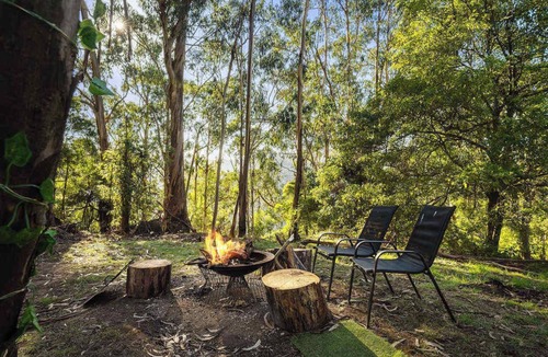Yinnar South House | Jumbuk Retreat by Tiny Away