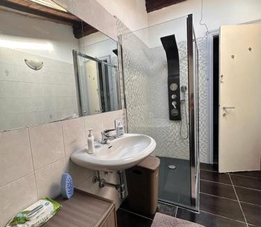 Peretola House | Karivi - Poma