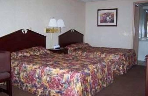 Rossford Hotel | Knights Inn Rossford