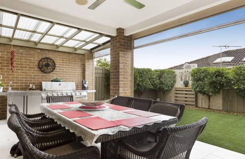 Rye House | LA DOLCE VITA RETREAT - RYE