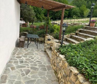 Borgo San Lorenzo Apartment | La Guardia 2